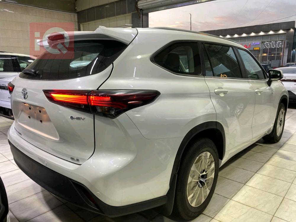 تۆیۆتا هایلاندەر